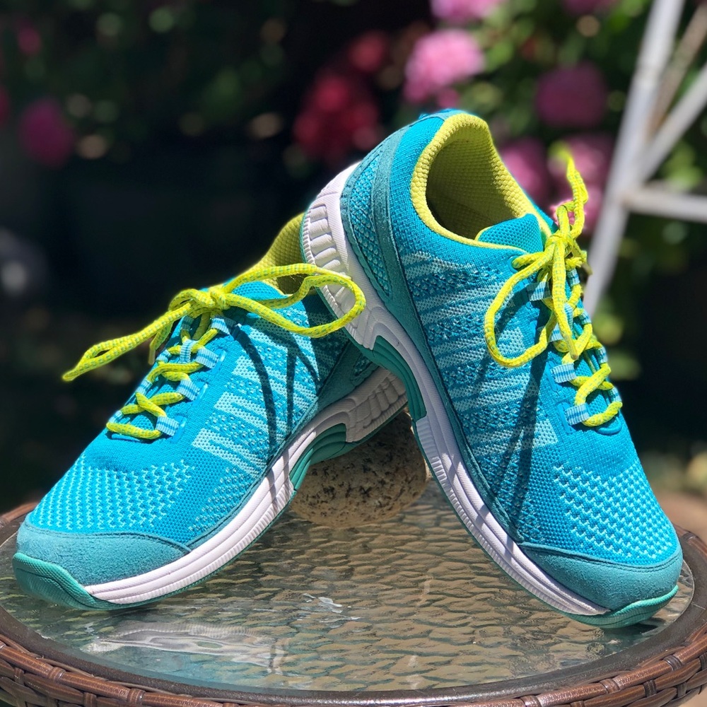 Ortho Feet Coral Stretch Knit Sneakers 8W